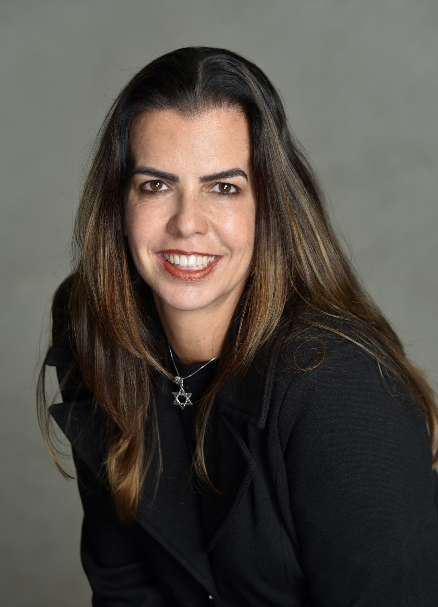 Elizabeth (Beth) Loureiro